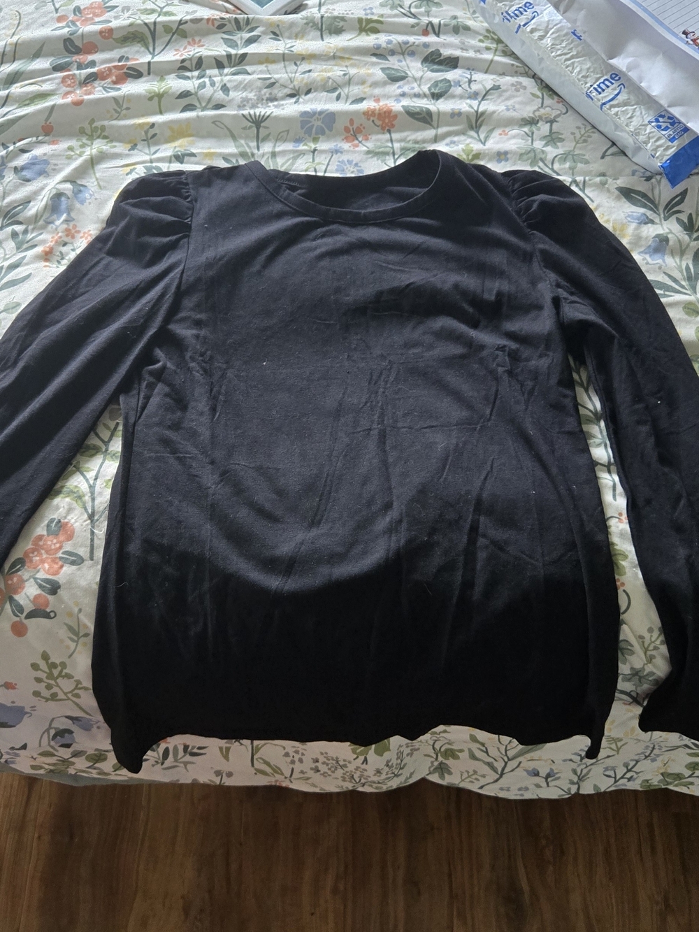 Women's Black Long Sleeve Tee